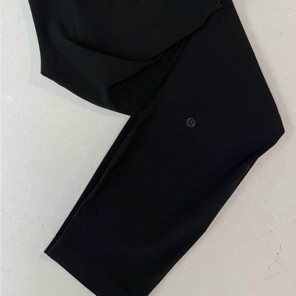 Lululemon Scuba Cut Nylon Side Pocket Drawstring Pant - Picture 8 of 9